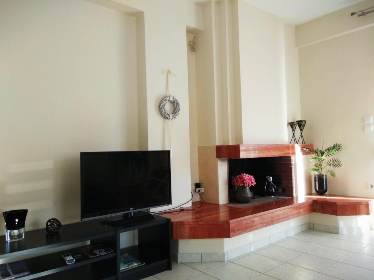 Brilliant House Apartment Volos Exterior photo